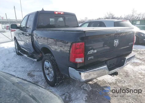 2018 Ram 1500 Big Horn 4X4 6'4 Box z USA, uszkodzony, nr VIN 1C6RR7GG1JS229115